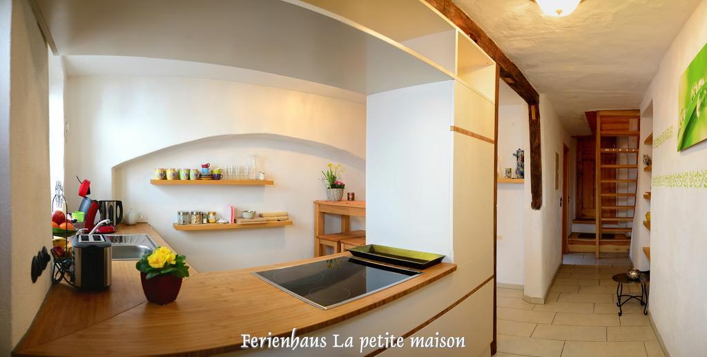Lehmgefuehl, Design Vier, La Petite Maison Трир Экстерьер фото